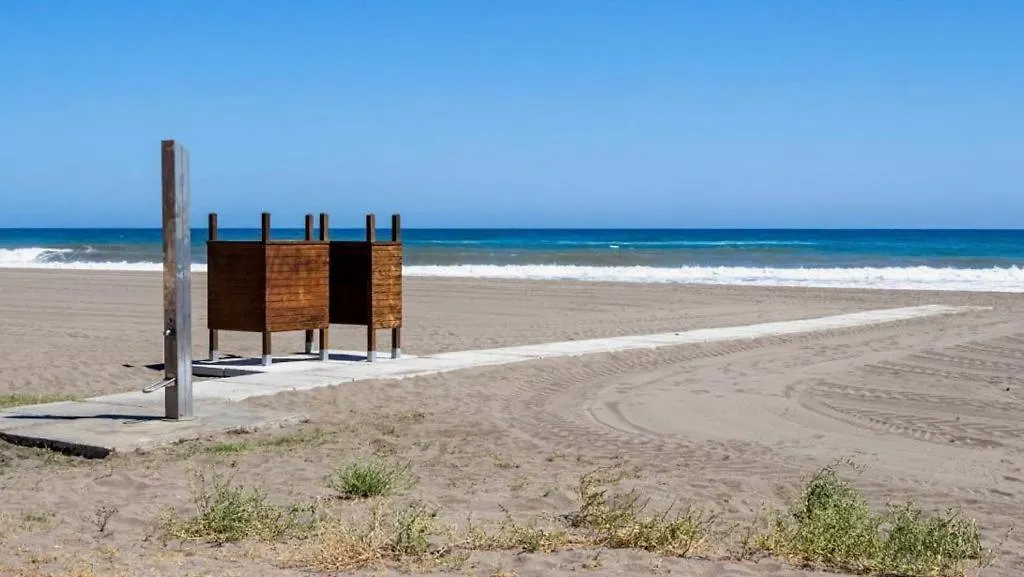 린콘데라빅토리아 Torrevida 80 Metros De La Playa Y Piscina Abierta 아파트 0*,